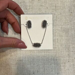 Kendra Scott earrings and necklace set!